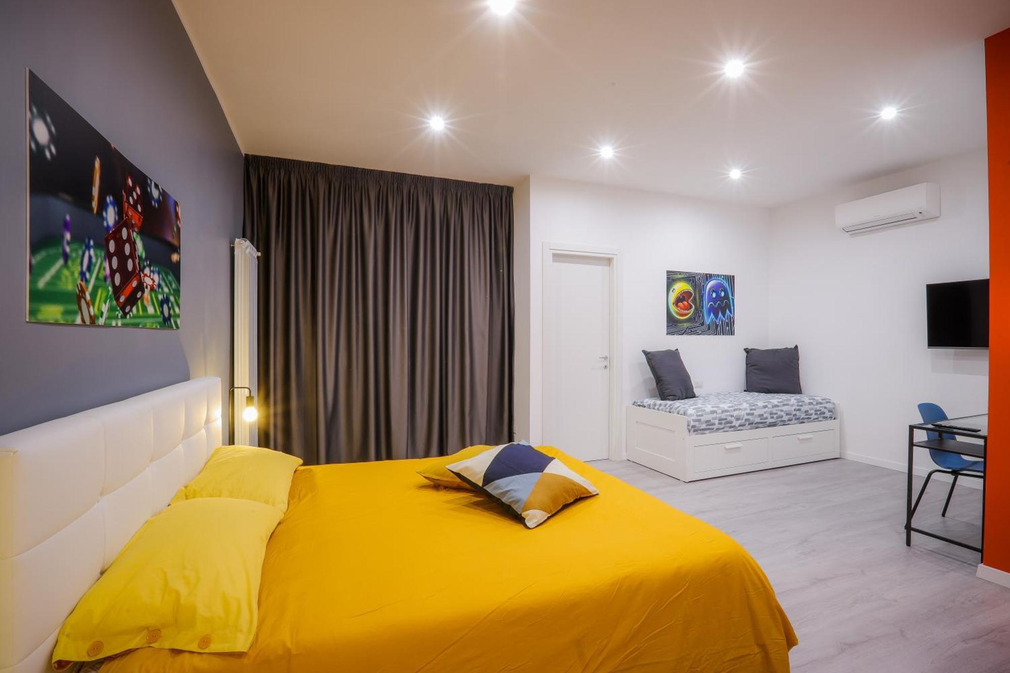 Napoli Games Apartments By Dimorra Exterior photo